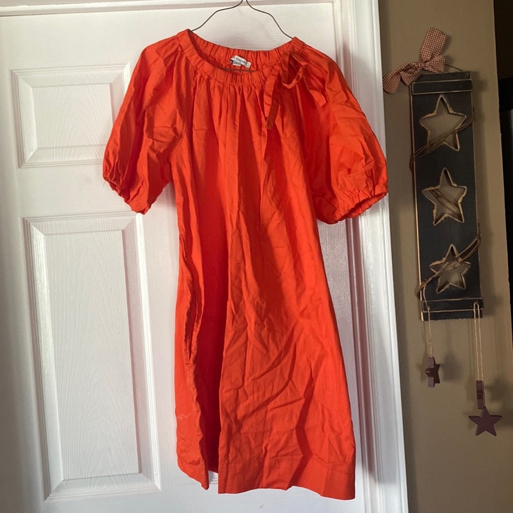 Orange dress